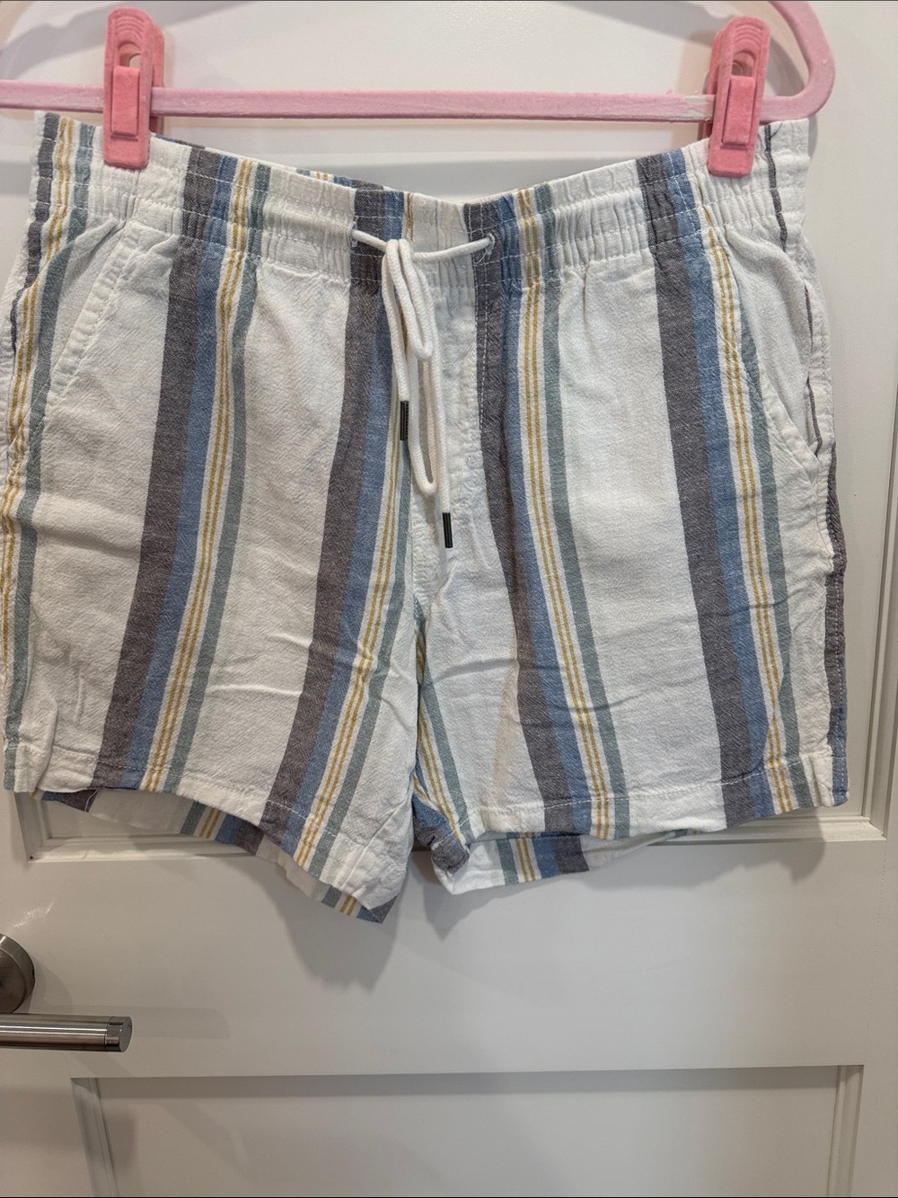 Striped Linen-Blend Drawstring Shorts in Blue & White
